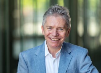 Corporate Podcasts Corporate Podcasts Foto/Quelle: Oliver Schwartz @ARTIS Photographie Uli Deck