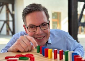 Prompten im Vertrieb Vertrieb mit KI Warum Prompting entscheidend wird Oliver Schumacher Verakufstrainer