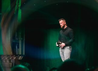 Erfolg… weil er folgt Innere Ruhe und Leistung geben Richtung